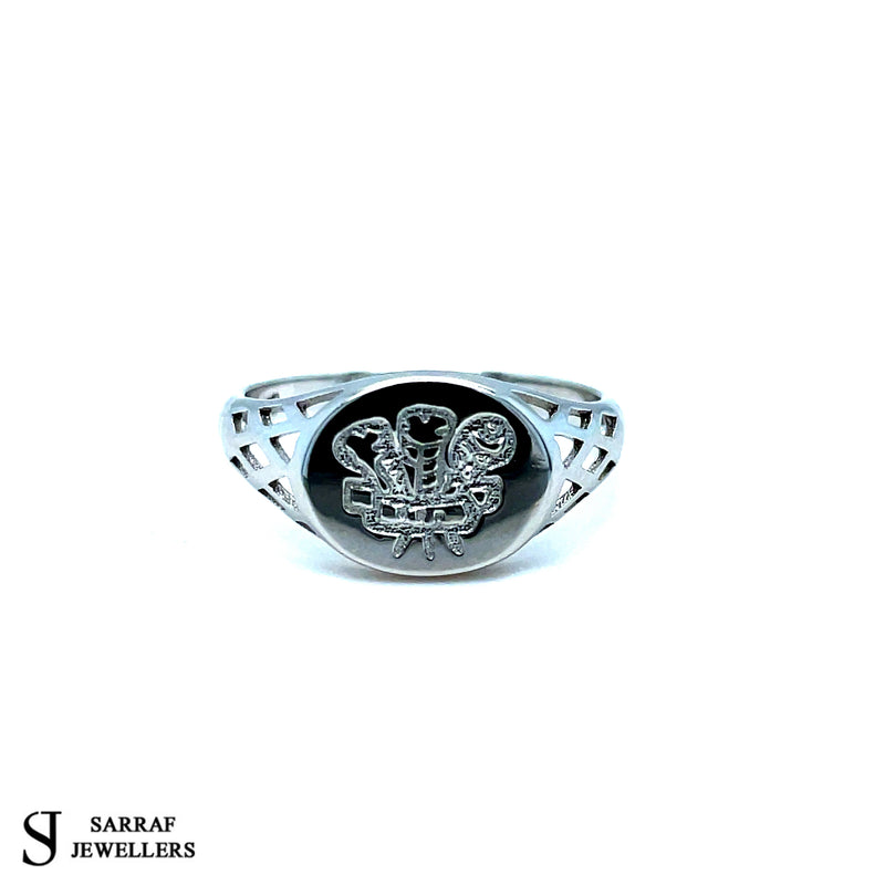 MAIDEN'S PRINCE OF WALES FEATHERS 925 Silver Sterling Signet Ring Lightweight All Sizes Brand NEW*