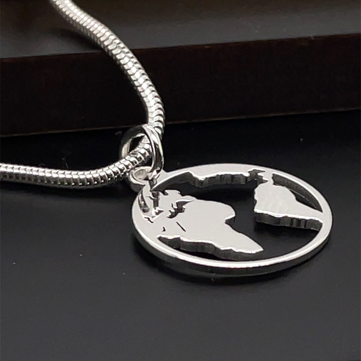 925 Sterling Silver World Map Globe Pendant | Shop Online Sarraf Jewellers UK