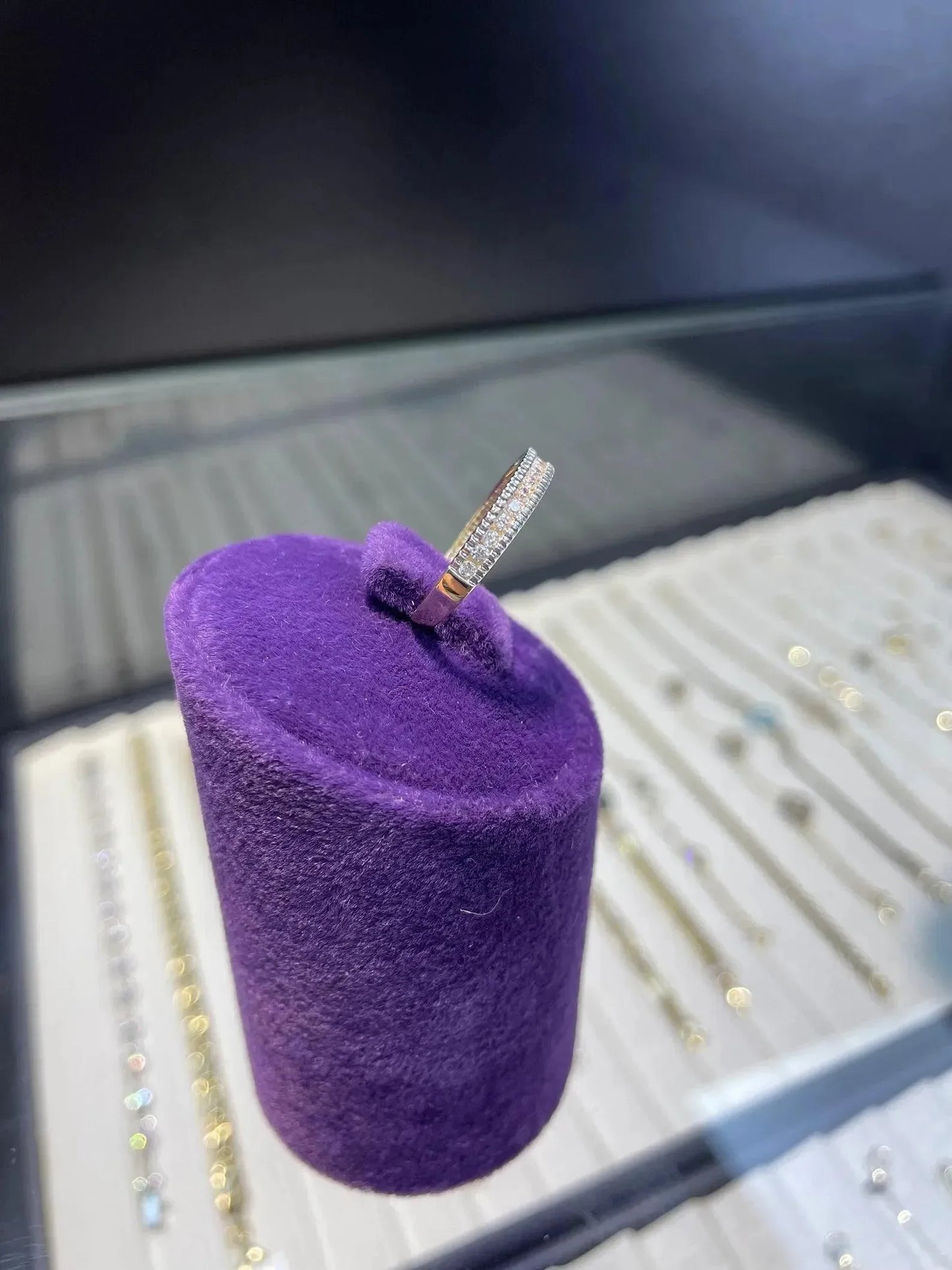 9ct-yellow-gold-cz-design-simulated-diamond-ring-uk-hallmarked-or-shop-online-sarraf-jewellers-uk-3 - Sarraf Jewellers
