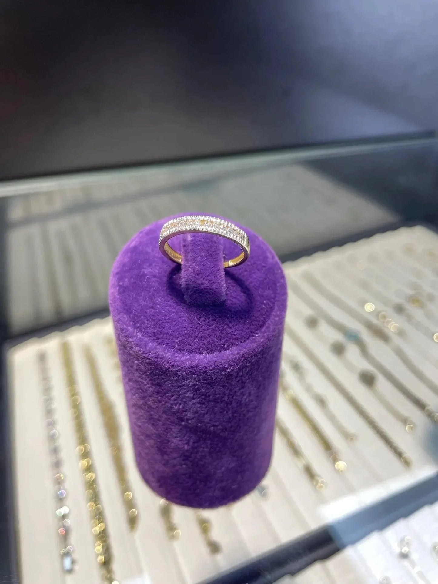 9ct-yellow-gold-cz-design-simulated-diamond-ring-uk-hallmarked-or-shop-online-sarraf-jewellers-uk-9 - Sarraf Jewellers