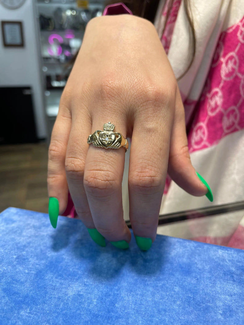 Genuine 9ct Yellow Traditional Ring Irish Claddagh Gold Ring, Ladies Mens Claddagh Gold Ring - Sarraf Jewellers